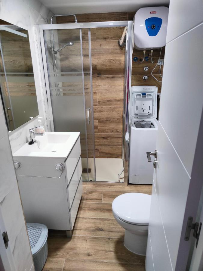 Residencial Los Molinos Con Piscina, Tv Internacional Y Wifi بلايا ديل إنغلز المظهر الخارجي الصورة