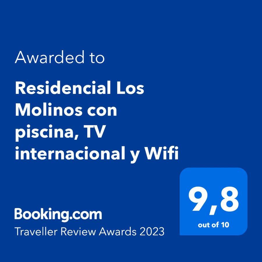 Residencial Los Molinos Con Piscina, Tv Internacional Y Wifi بلايا ديل إنغلز المظهر الخارجي الصورة